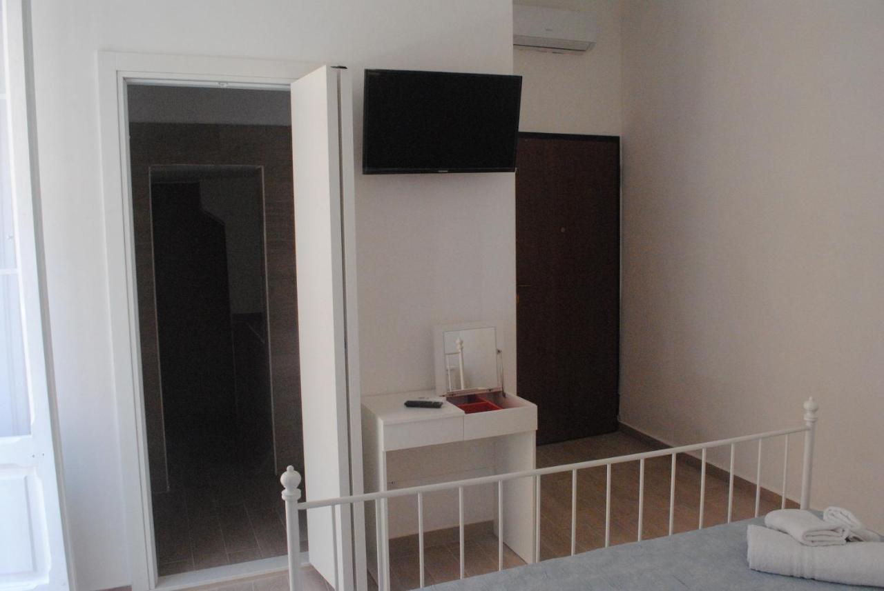 Mareluna Rooms Margherita Di Savoia Exterior foto